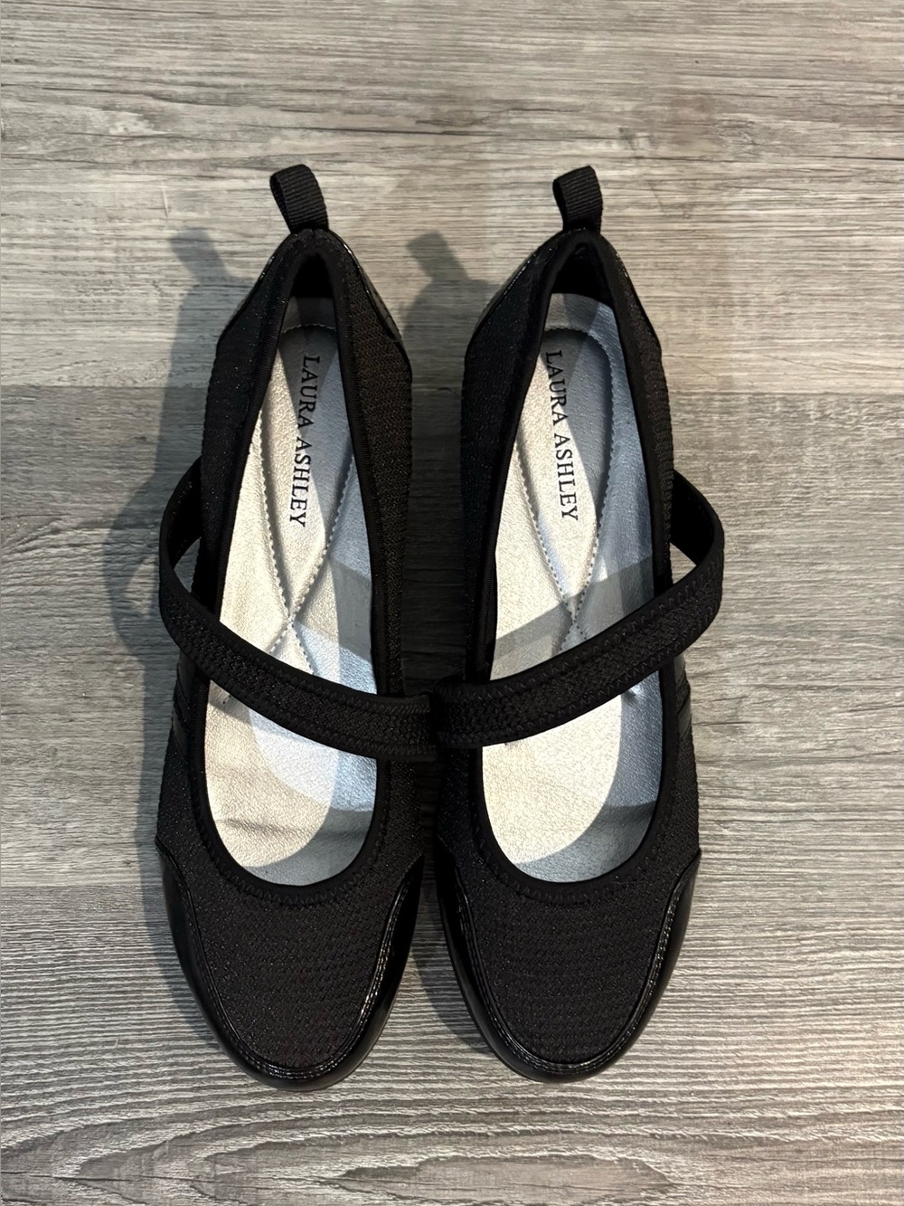 Laura Ashley Black Mary Jane Strap Shoes. 
Women Size 9
NWOT